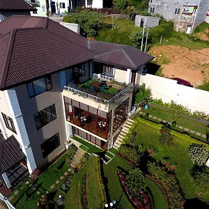 Glory Bush Boutique Nuwara Eliya